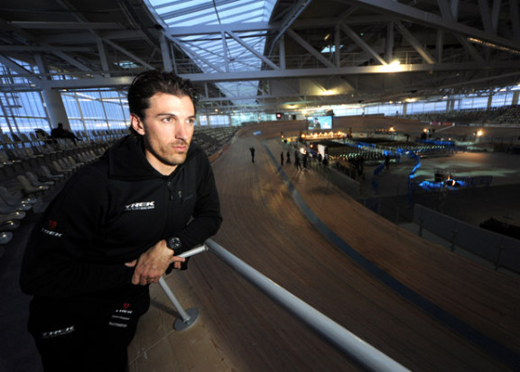 07cancellara_roubaix velodrome_trek factory racing_2014