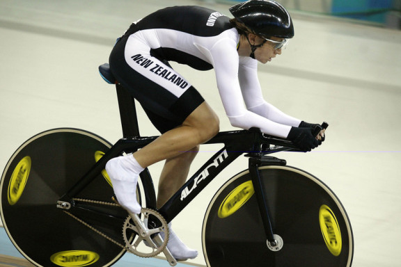 sarah-ulmer-3km-2004-athens-olympics-track-pursuit-rider-new-zealand