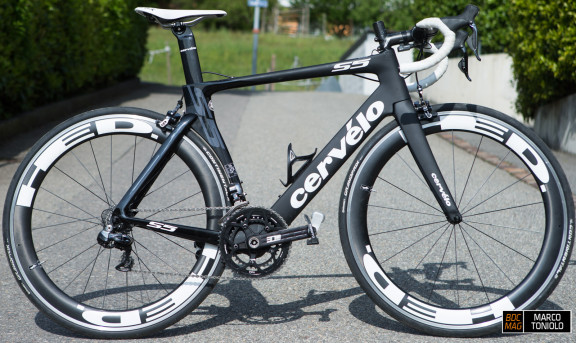 F75R3890