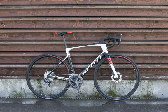 Foil 10 Disc_SCOTT Sports_bike_Close-up_2018_by Gaudenz DANUSER_01