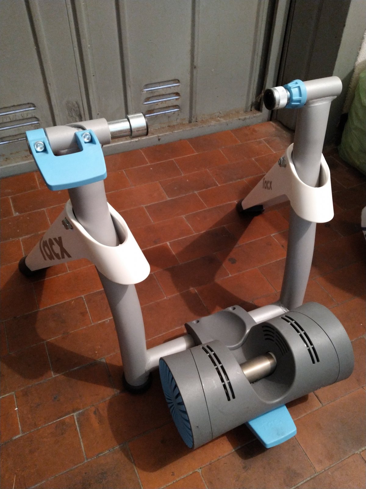 tacx1.jpg