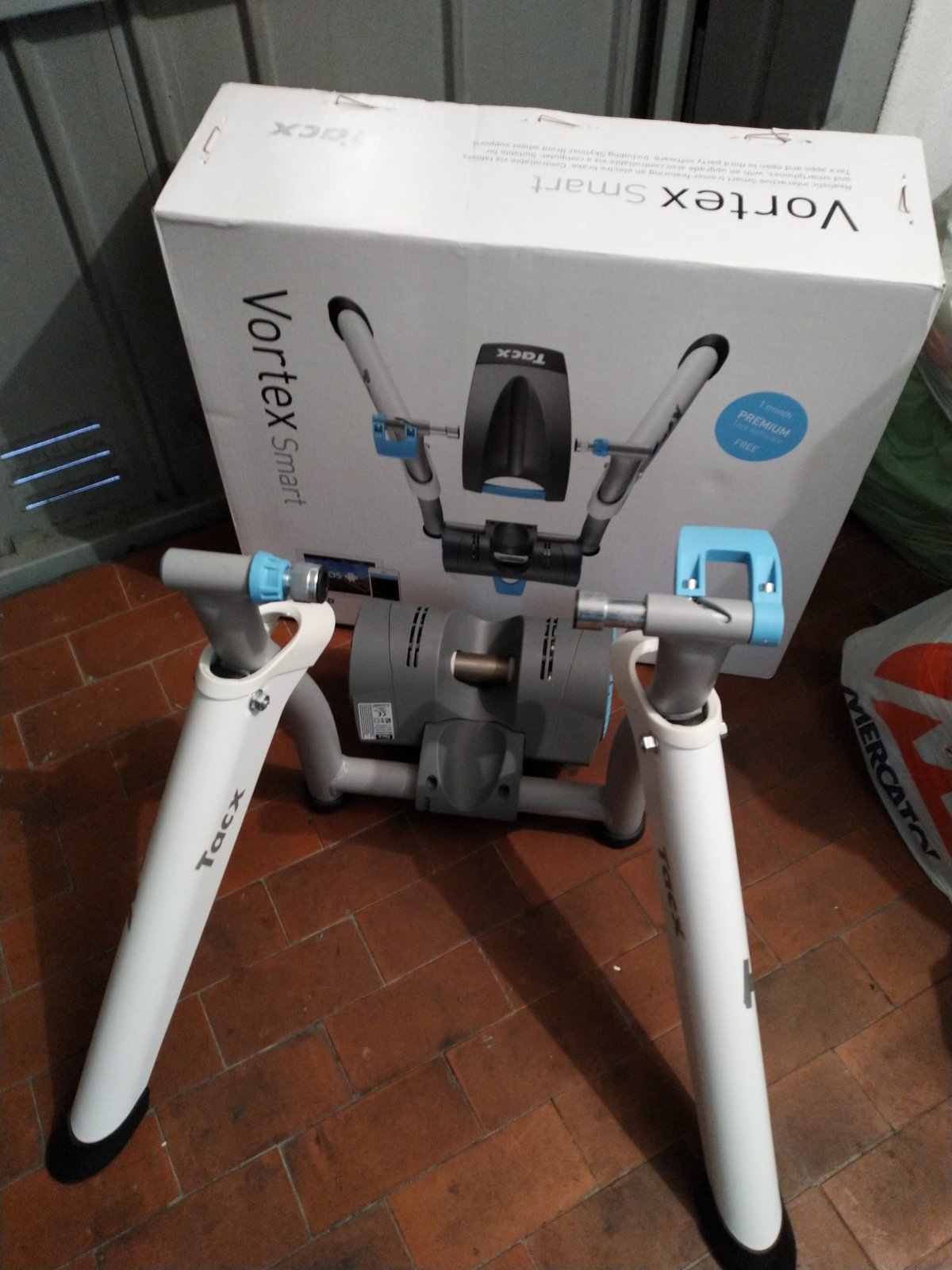 tacx2.jpg