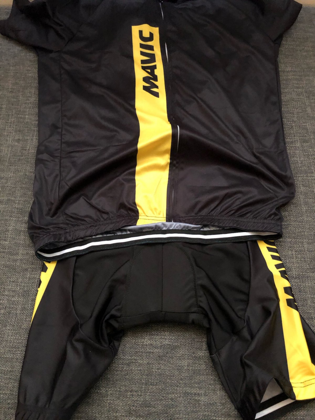 Ufff280425dcc4864ac79eea1559483ad8.jpg