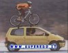 inbicisopralamacchina.jpg