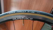 tubolare_su_ruota_clincher.jpg tubolare_su_ruota_clincher.jpg