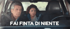 finta-niente-oddio-fai-finta-di-niente.gif