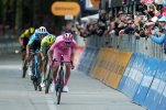 ciclismo-tadej-pogacar-giro-ditalia-lapresse.jpg ciclismo-tadej-pogacar-giro-ditalia-lapresse.jpg
