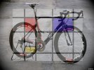 juri-jfb07-twin-power-mondrian-bmc-team-machine-slr01-01-copertina-quadro.jpg