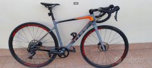 Bicicletta da corsa full carbon Cube Attain GTC Pro TG.53