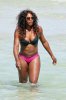 serena-williams-bikini-at-a-beach-in-miami-05.jpg