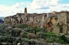 Pitigliano toscana.jpg
