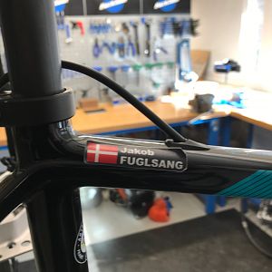 La Argon18 di Fuglsang con gruppo FSA WE
