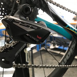 La Argon18 di Fuglsang con gruppo FSA WE