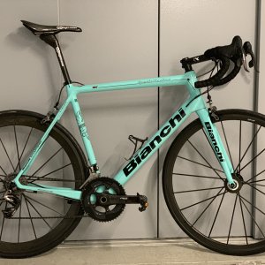 Bianchi superlight