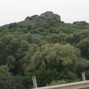 nuraghe1.jpg