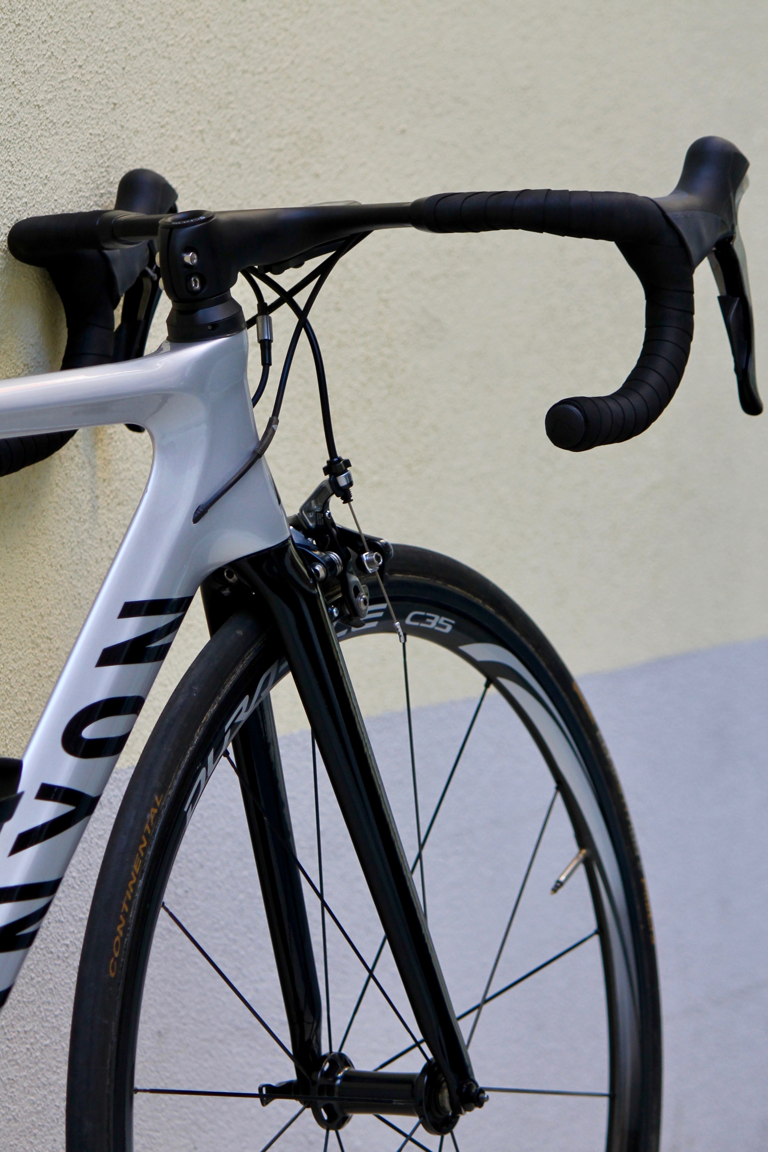 CANYON AEROAD restyling