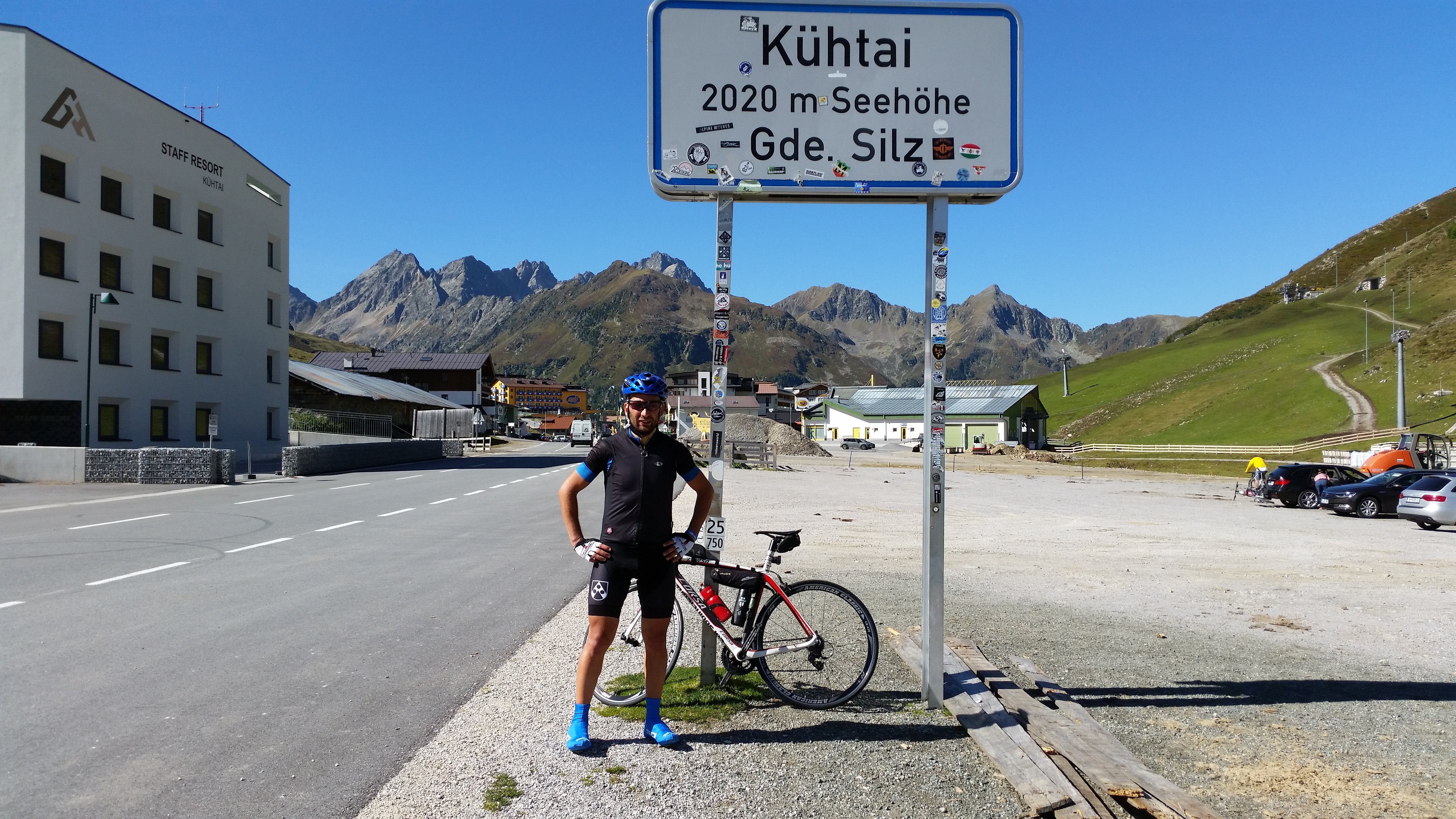 Giro Oeztaler al contrario 342km 6000mt