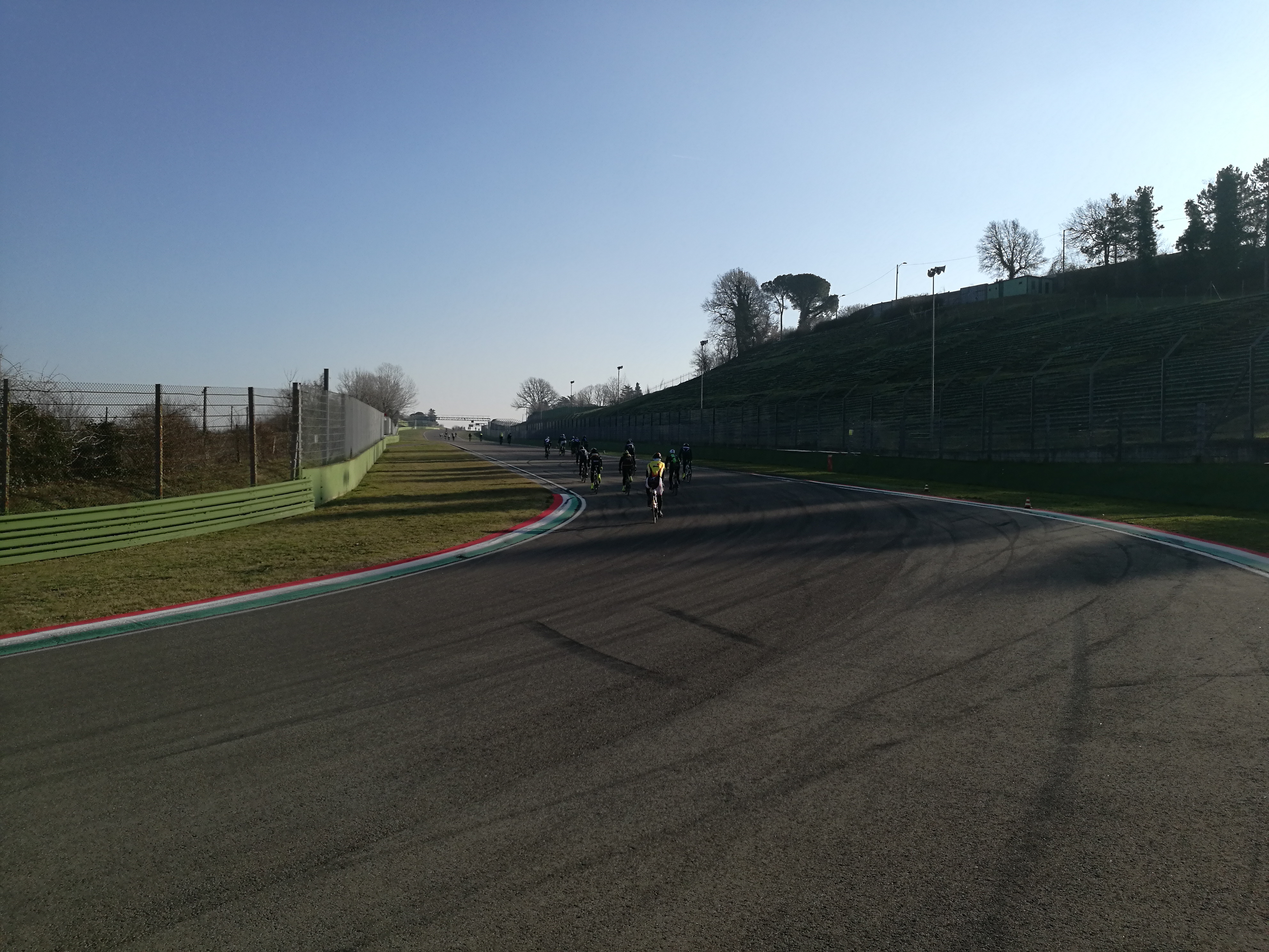 Pedalata in autodromo