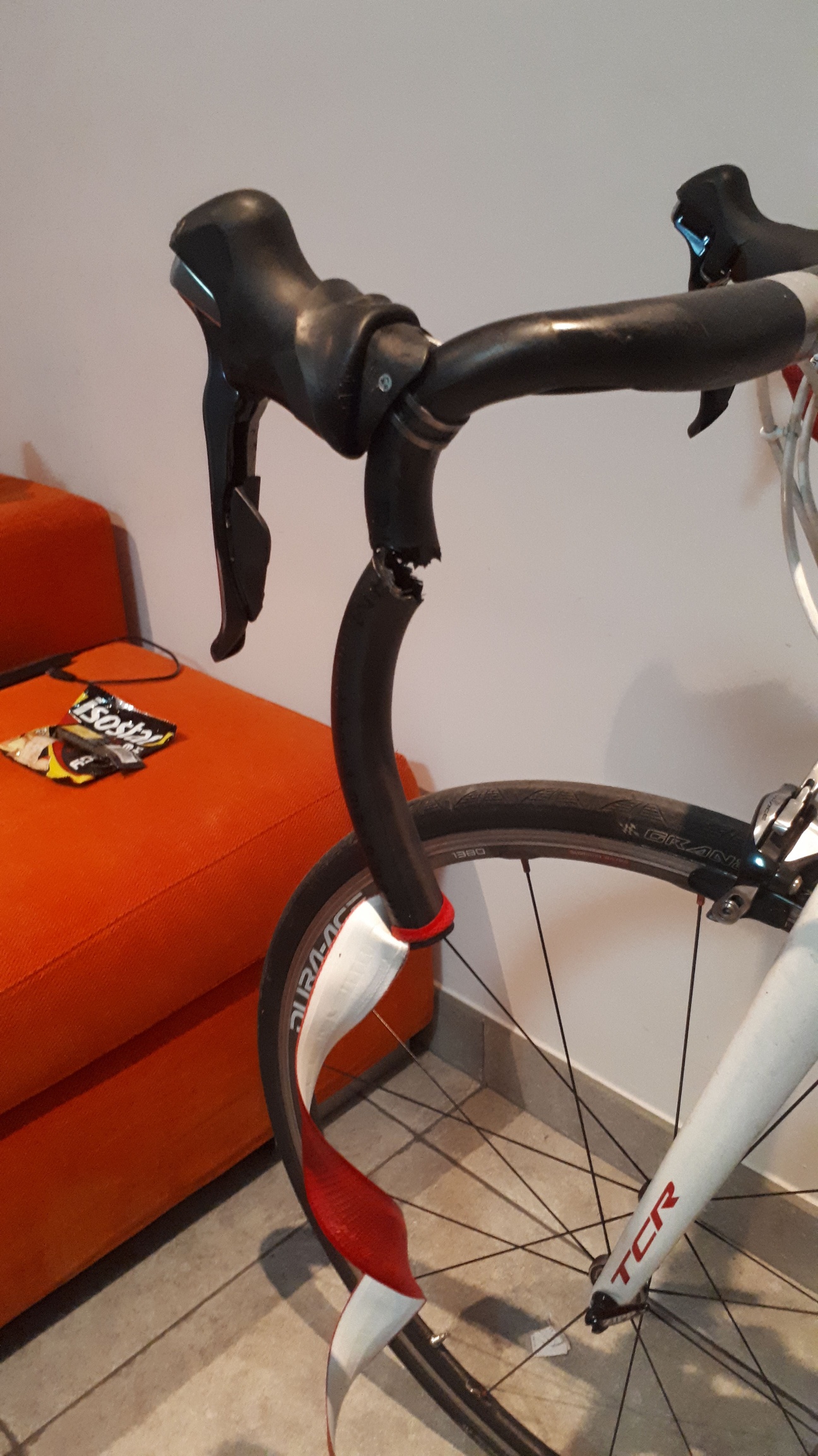 rottura curva deda superleggera