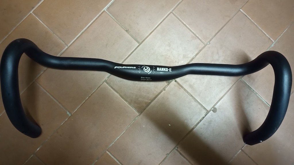 Cintre De Vélo De Course FSA En Aluminium 31,8 Mm - Largeur 42 Cm (centre-centre)