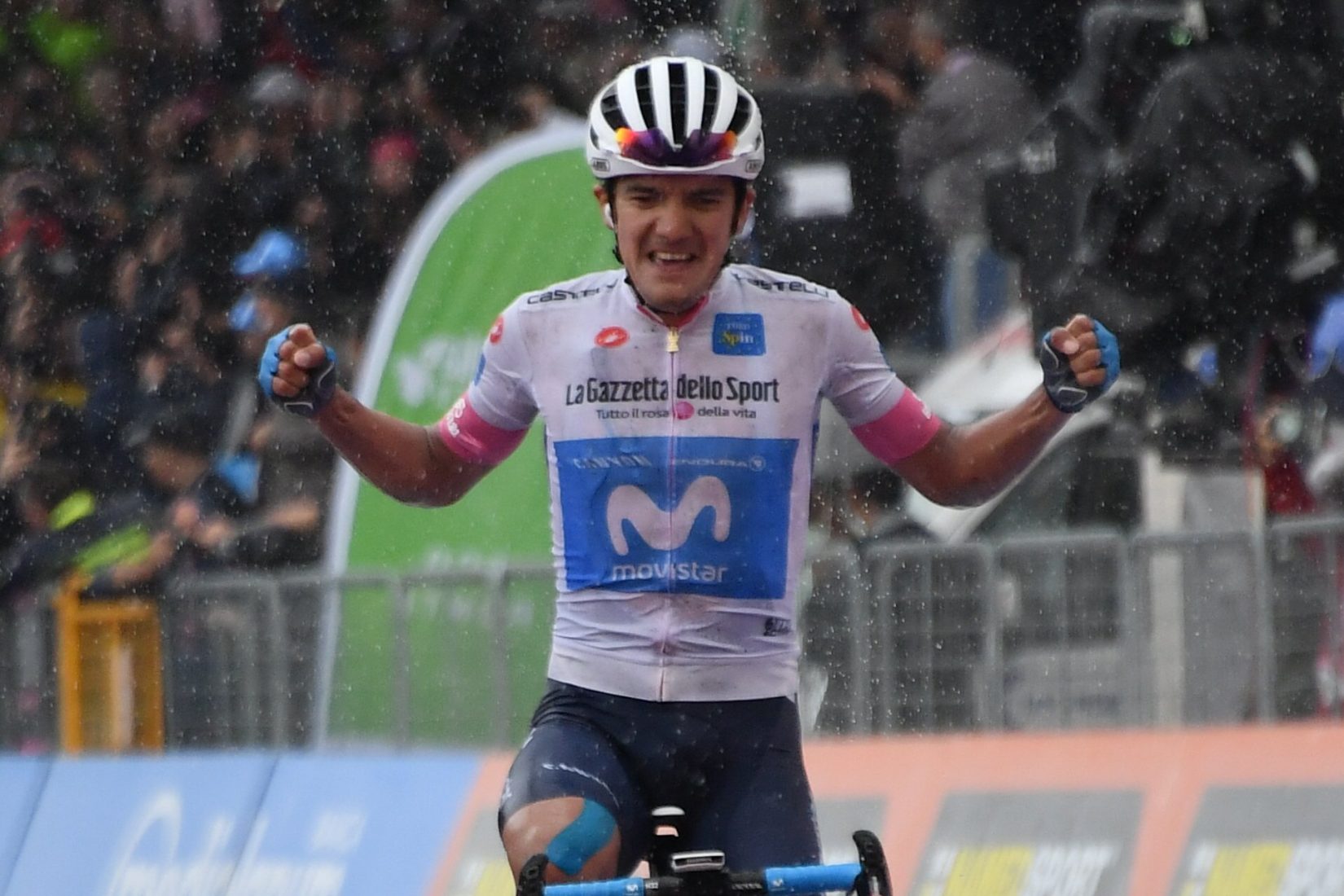 Giro 101: Carapaz ha vinto l'ottava tappa del Giro d’Italia, Yates ancora in Maglia Rosa