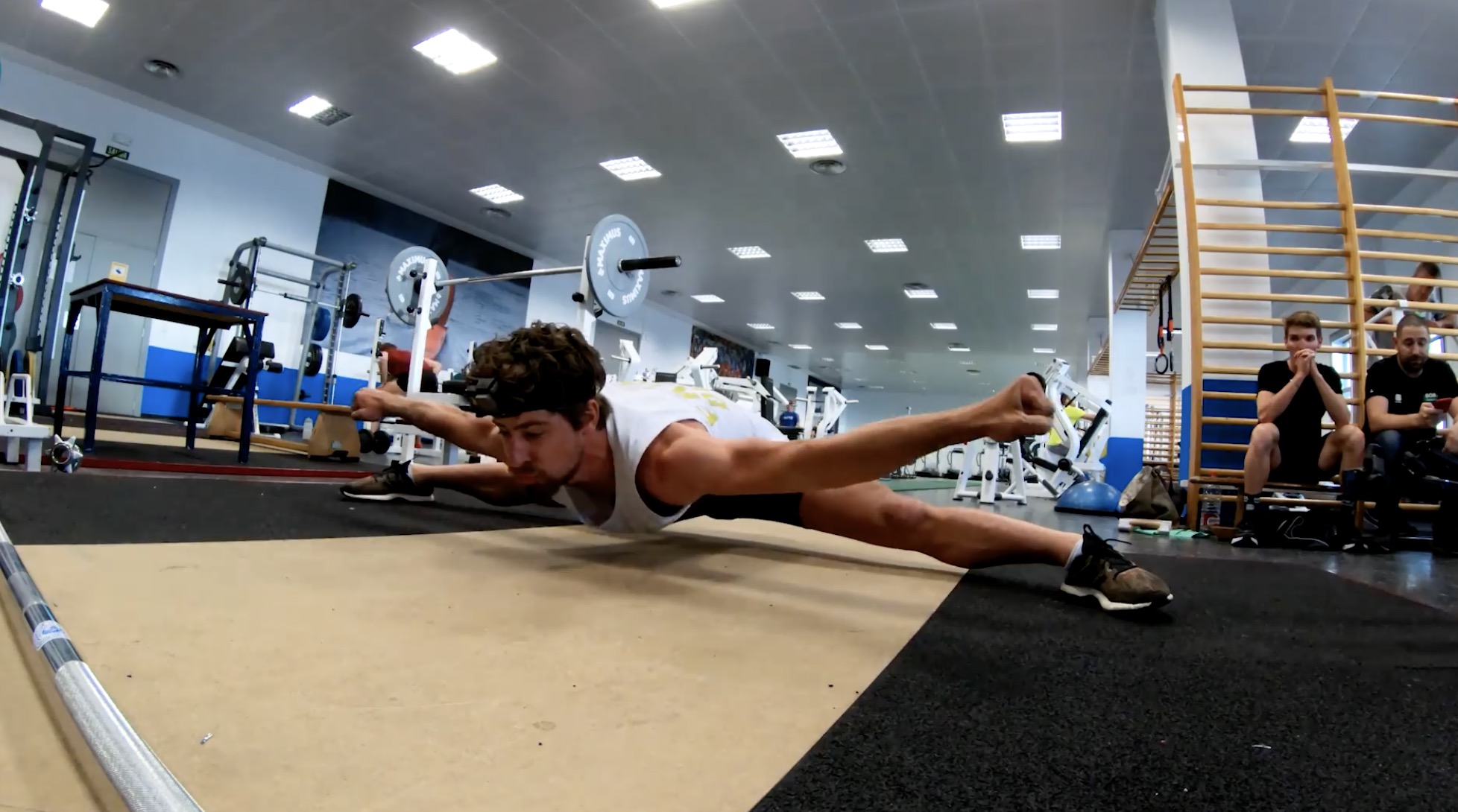 [Video] Sagan in palestra: core training