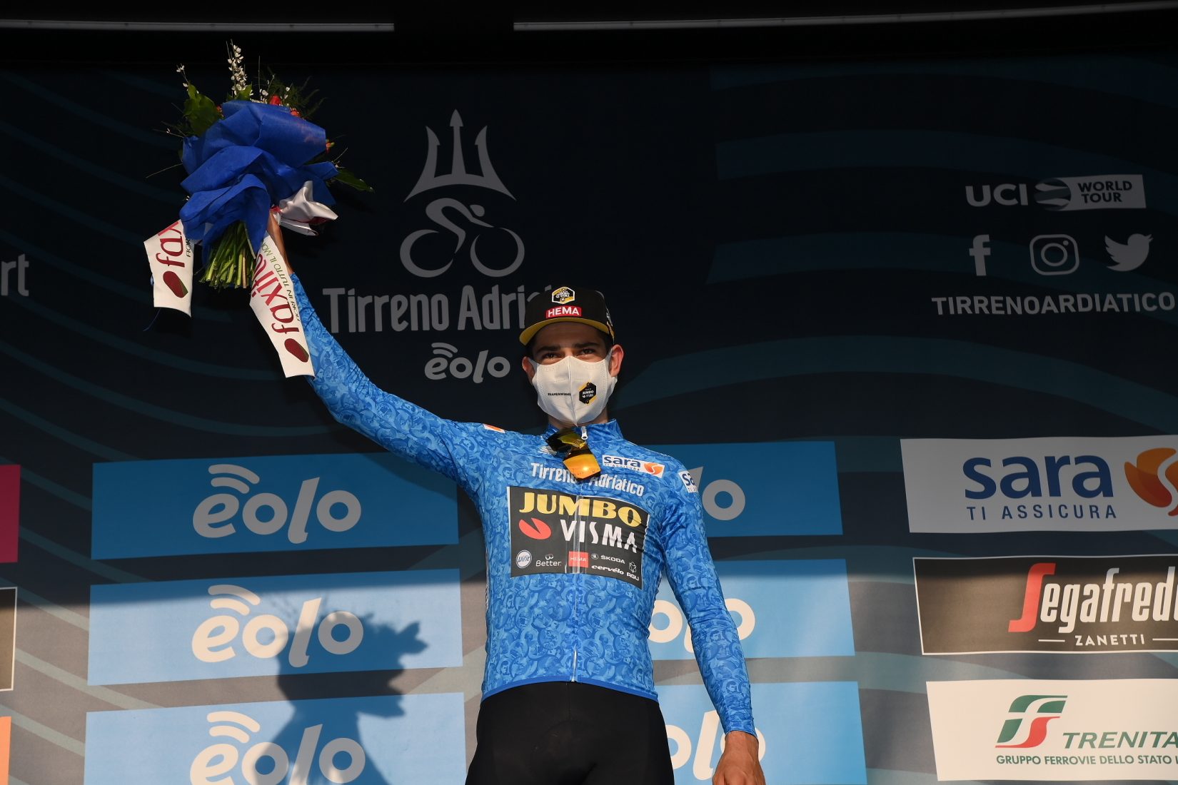 Wout Van Aert ha vinto la prima tappa della Tirreno-Adriatico