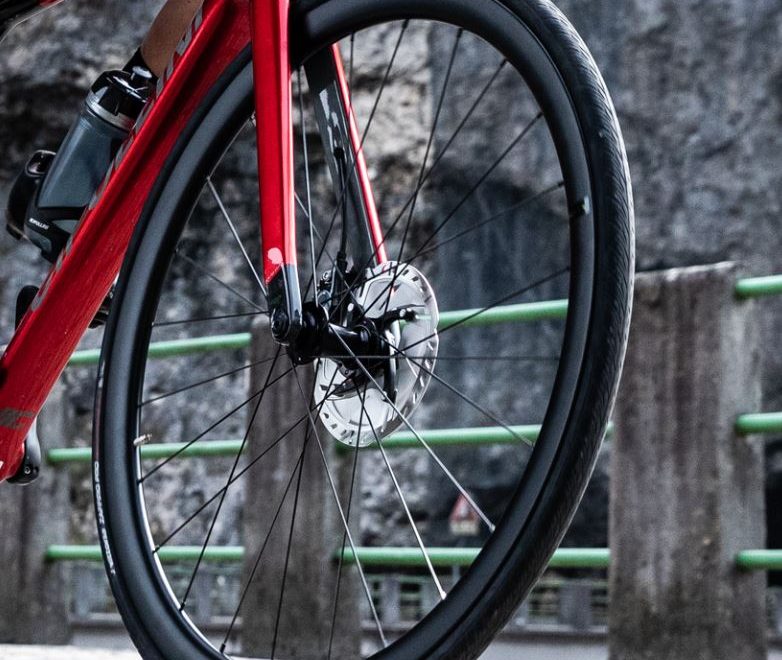 BDC Mag - Bici da corsa | C50 Disc e C37 Disc: i grandi classici Ursus si  reinventano per i freni a disco