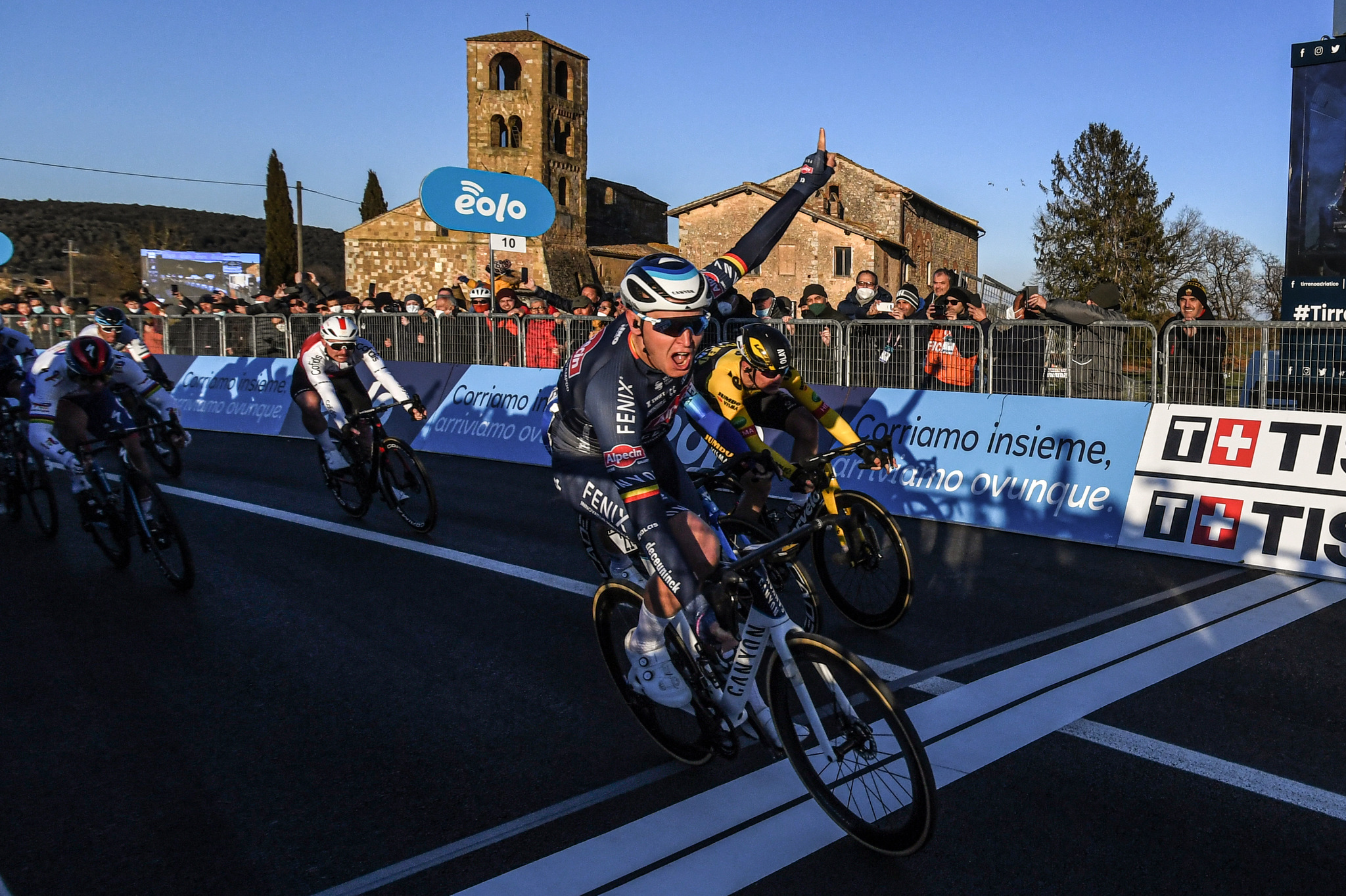 Tirreno-Adriatico 2022: Tim Merlier vince la seconda tappa